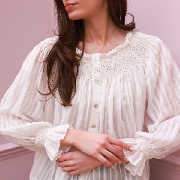 Cleopatra Blouse White Stripe Cotton Muslin with milk Hand Smocking Edition 37 Cleopatra Blouse White Stripe Cotton Muslin with milk Hand Smocking Edition 37